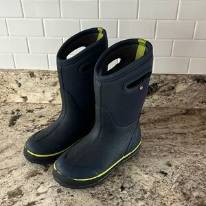 Boys Navy Bogs winter Boots size 1